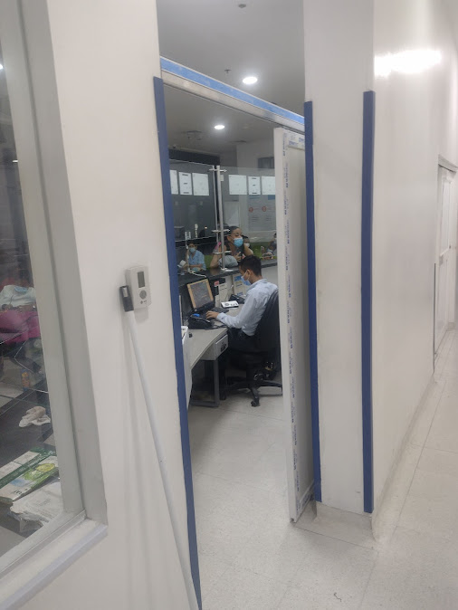 Puertas y ventanas en PVC en hospital universitario – Hospital Universidad del Norte